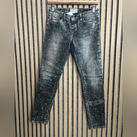 Current Elliott- Ankle Skinny in Snakeskin with metallic finish- 26 - Picture 5 of 9